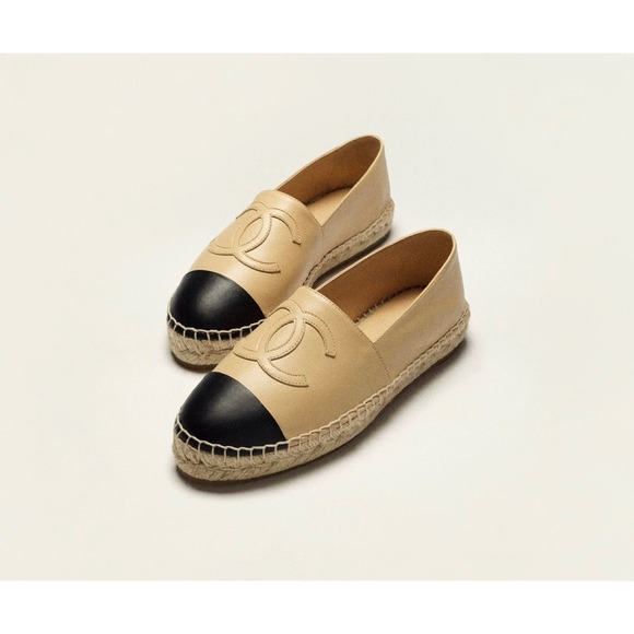 CHANEL Shoes - Chanel CC Espadrilles Beige Black Cap Toe Leather Flats Size 39 Lambskin